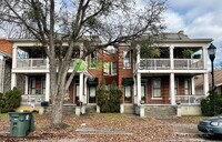 Building Photo - 1115 E 8th St