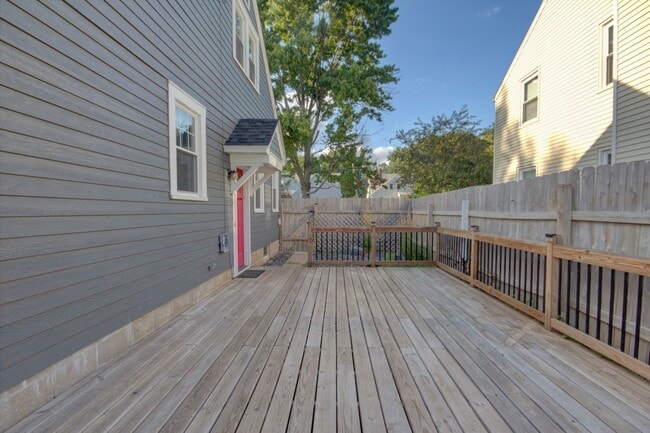 Building Photo - Cute 3 Bed Home