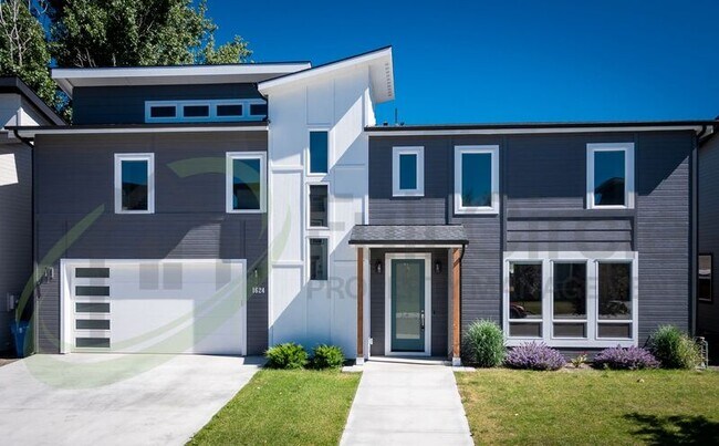 Primary Photo - 1624 W Cyrus St