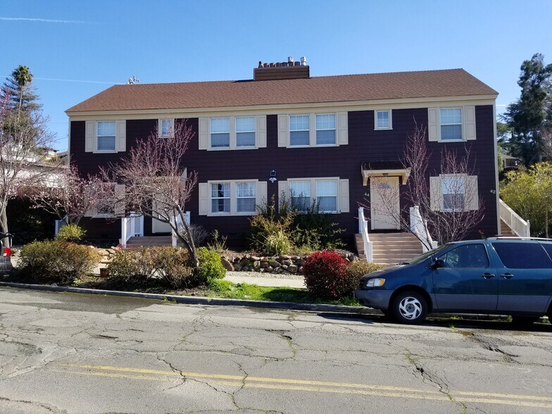Historic Fourplex - 44 Daniels Ave
