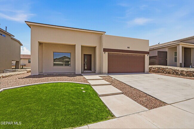 Building Photo - 12580 Arrow Weed Dr