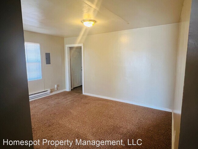 Building Photo - 2 br, 1 bath House - 213 N 5th St