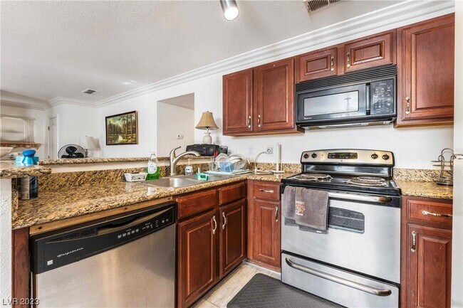 Building Photo - 4050 Pacific Harbors Dr