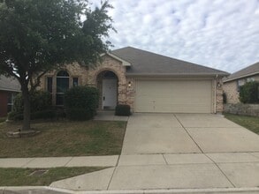 Building Photo - 6233 Brooklynn Dr