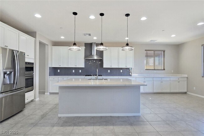 Building Photo - 701 Monroe Hl Pl