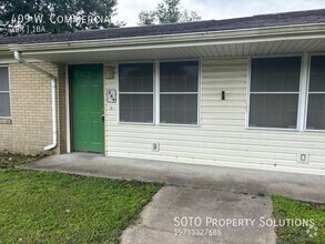 Building Photo - 409 W. Commercial-