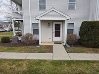 Building Photo - Hidden But Close to Everything!