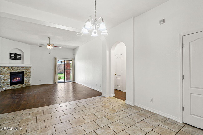 Building Photo - 3141 Fury Point Pl