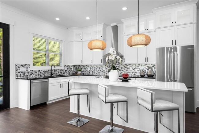 Building Photo - 173 Brush Creek Ct