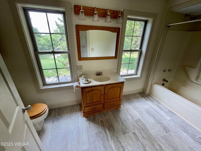 Building Photo - 910 Furnace Run Rd