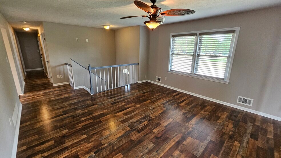 Living Room - 9323 Willowwood Way
