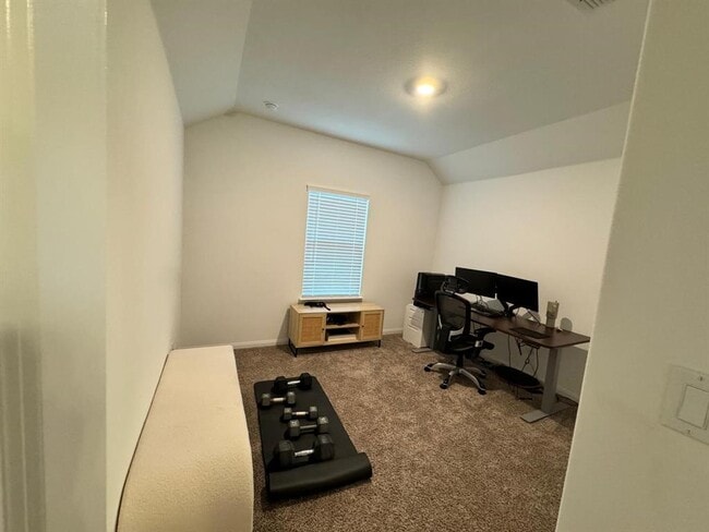 Building Photo - 12204 Perritos Pl