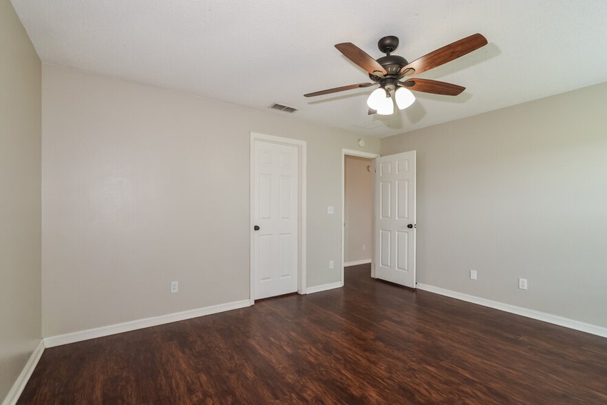 Building Photo - 11837 Windflower Ct