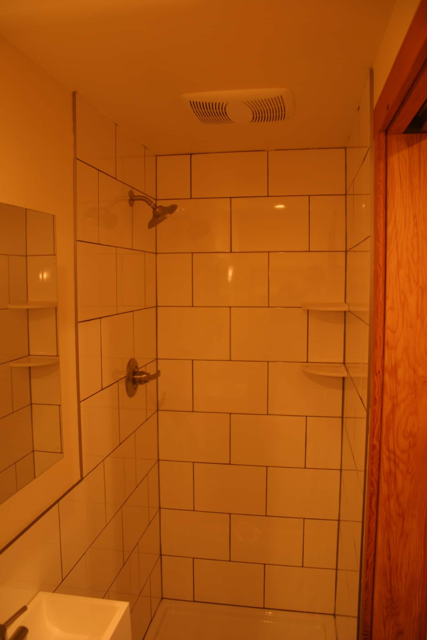 Building Photo - 302 Fir St NE