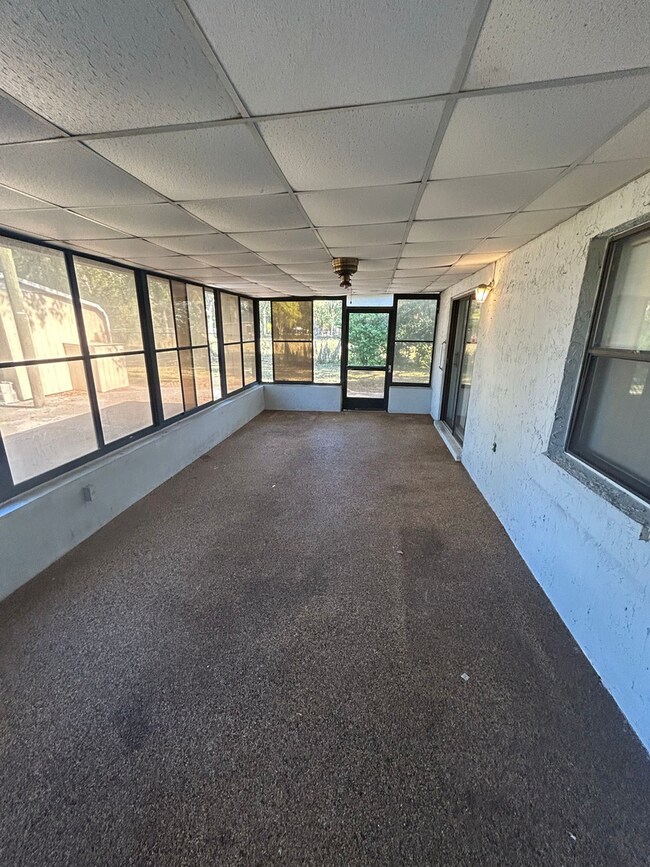 Building Photo - Northside Rental Home!