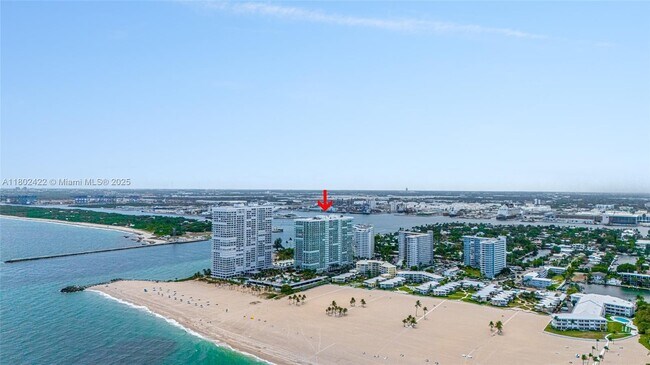Building Photo - 2100 S Ocean Ln