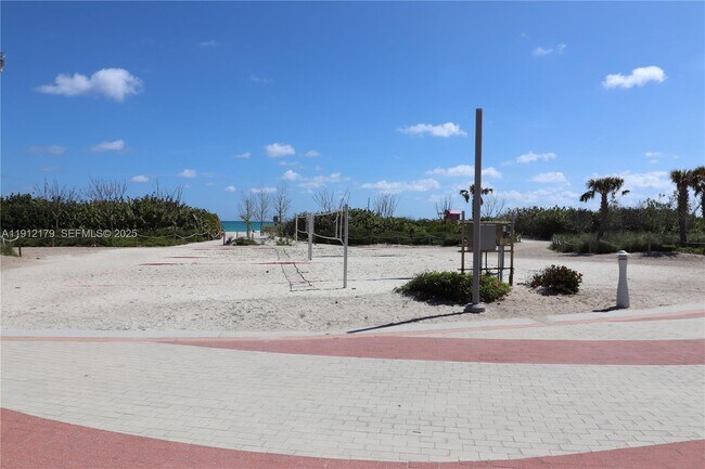 Building Photo - 540 74th St