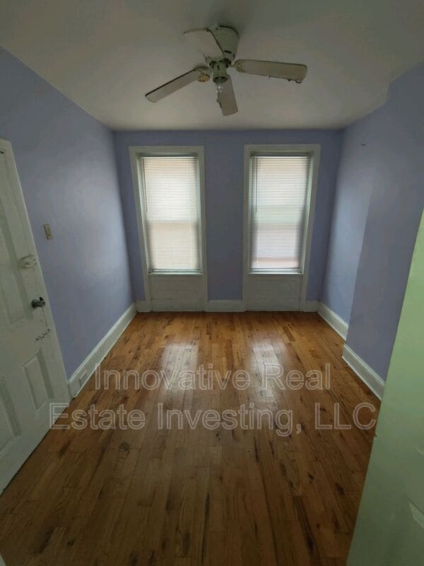 Building Photo - 1163 S Cleveland St