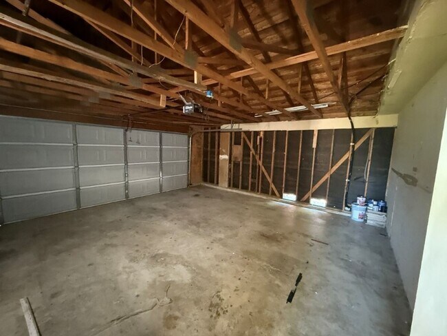 Building Photo - 2766 Applewood Dr