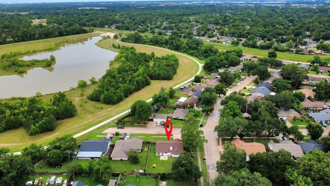 Building Photo - 7403 Shady Arbor Ln