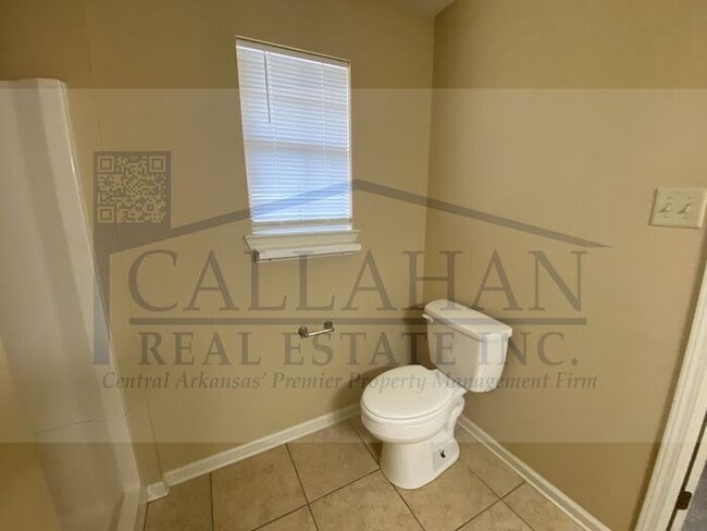 Building Photo - Jacksonville 4 Bedroom Home