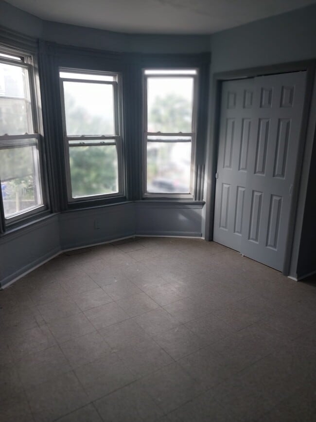 Building Photo - 1231 Buttonwood St