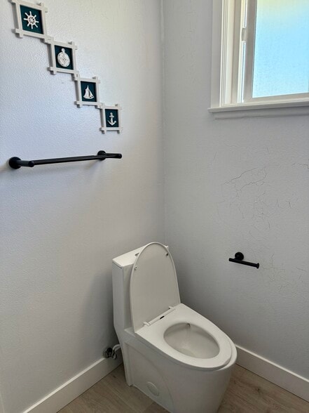 Building Photo - 13471 Jackson St