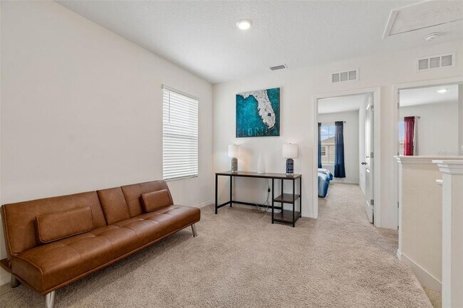 Building Photo - 17053 Oval Rum Dr