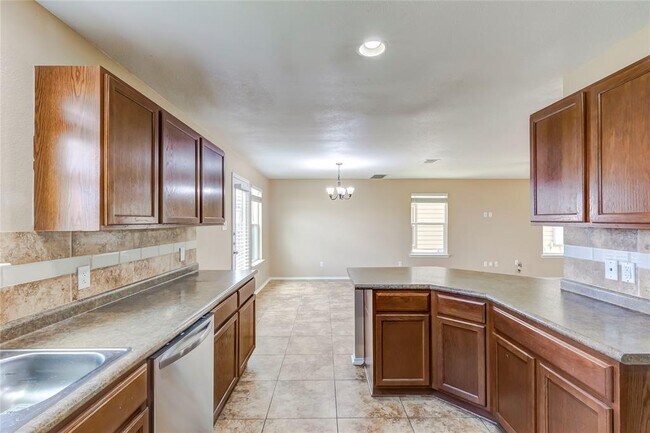 Building Photo - 9104 Single Bnd Trl