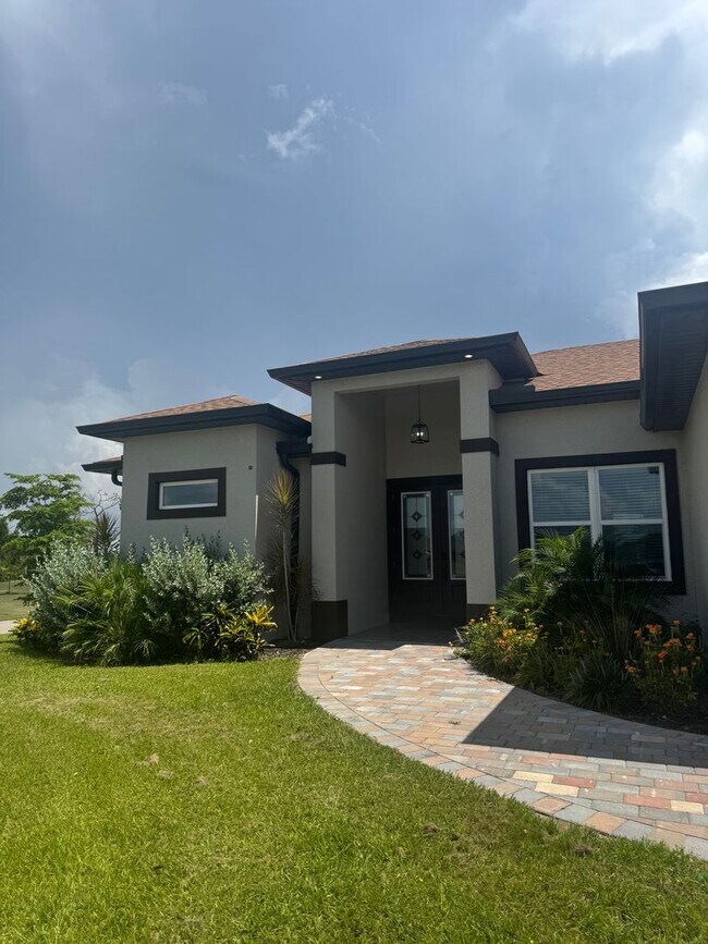 Building Photo - 30515 Cedar Rd