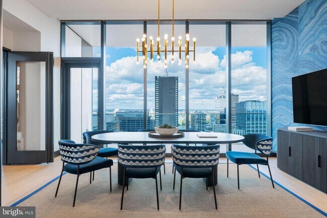 Building Photo - 210 S 12th St