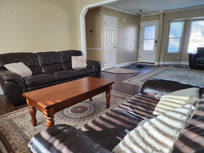 Building Photo - 1170 Belsaw Cir