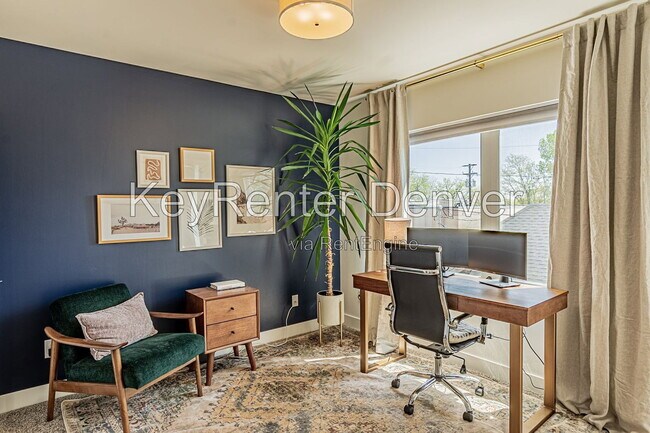 Building Photo - 3520 Quivas St