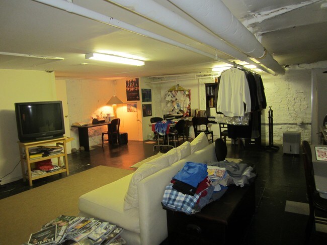 Interior Photo - 3022 S Archer Ave