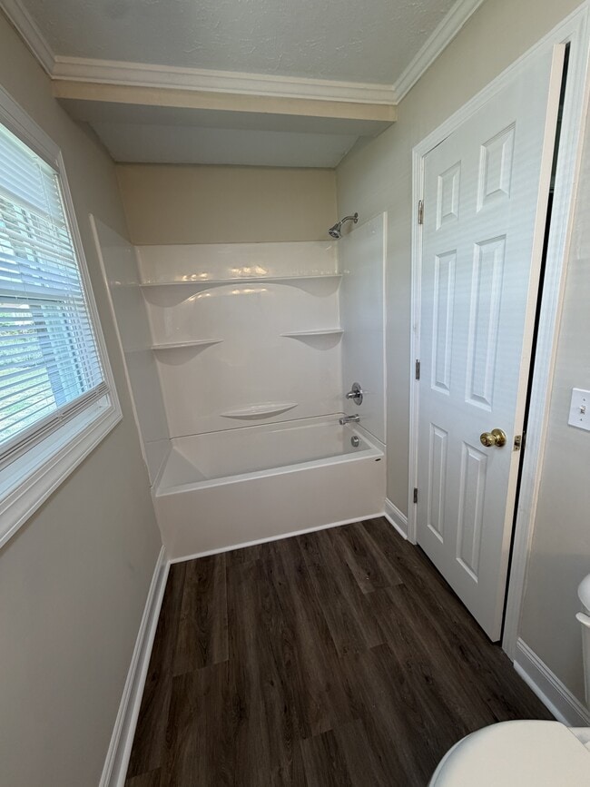 Building Photo - 1408 Old Ebenezer Rd