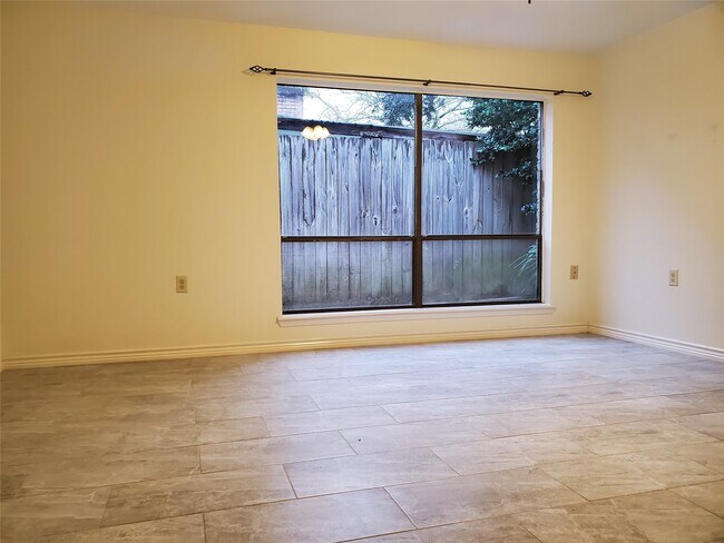 Building Photo - 12139 Gladewick Dr