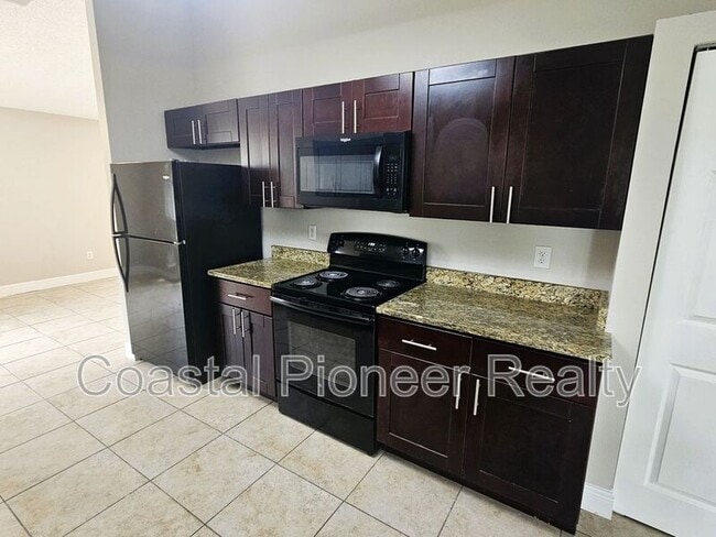 Building Photo - 1407 Mohrlake Dr