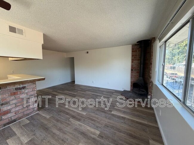 Building Photo - 5519 Keoncrest Cir