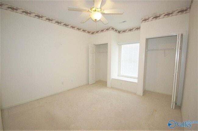Building Photo - 209 Bridgeway Cir