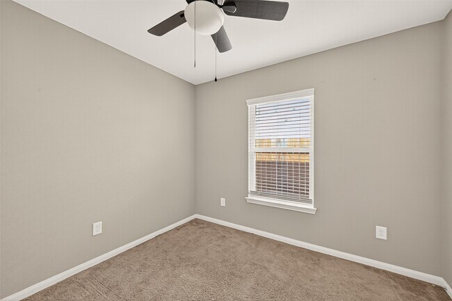 Building Photo - 20611 Colliers Brook Dr