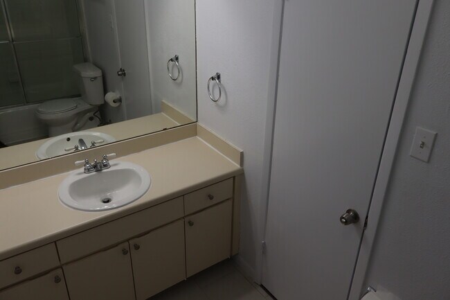 Building Photo - 13561 Red Fern Ln