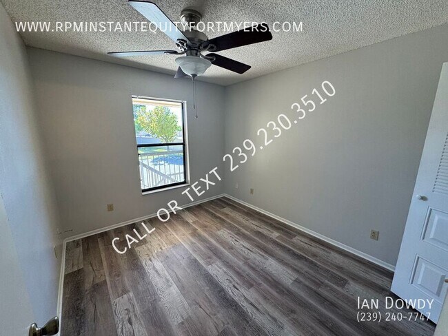 Building Photo - 5323 Summerlin Rd