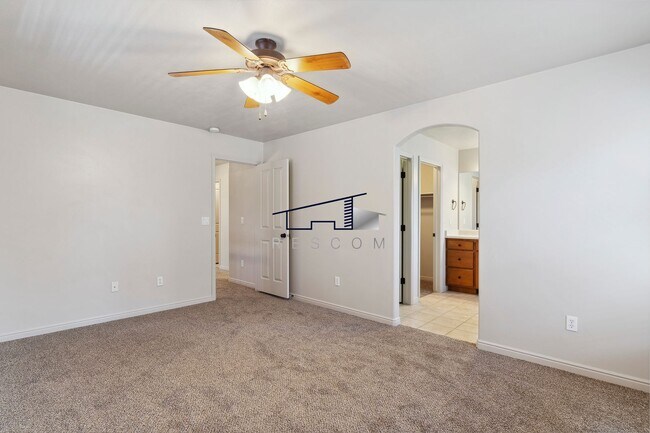 Building Photo - South Ogden 3 Bedroom Home for Lease!