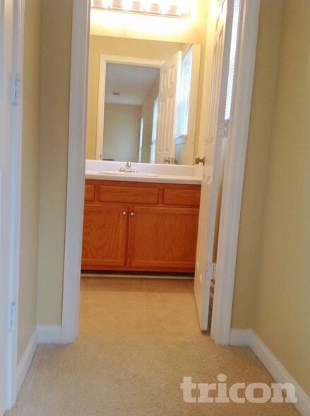 Building Photo - 7154 Crystal Creek Pl