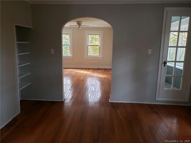 Building Photo - 6466 Main St