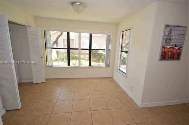 Building Photo - 2796 S University Dr