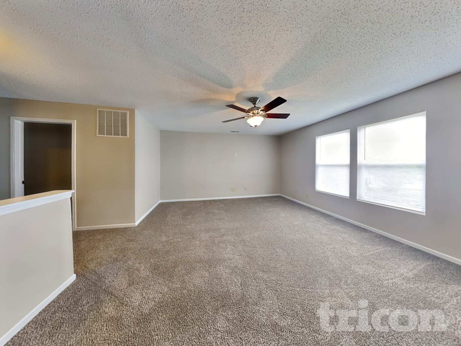 Building Photo - 10904 Firefly Ct