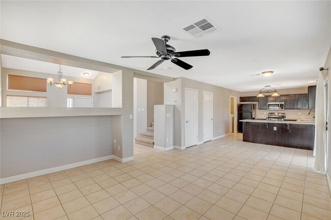 Building Photo - 688 Emerald City Ave