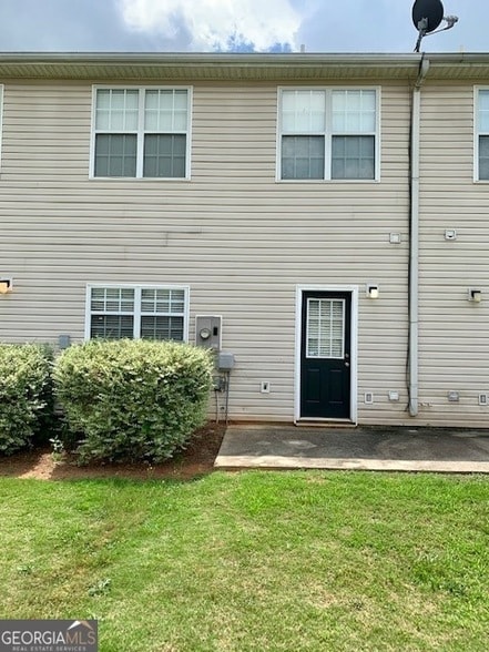 Building Photo - 2452 Brianna Dr