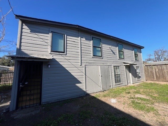 Building Photo - 407 Walton St